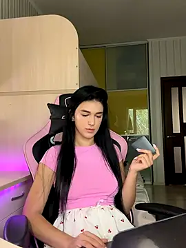 Julietta a online show from October 2025 07:37:02 AM