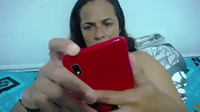 Snapshot of GiveLove1 chatting on January 2025 12:45:01 AM GiveLove1 online show from January 2025 12:45:01 AM