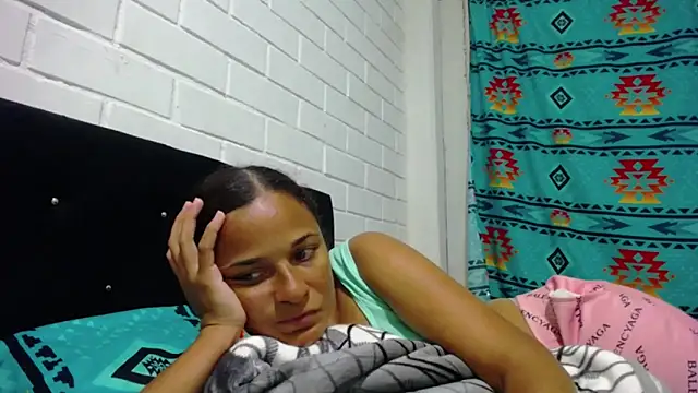 Snapshot of GiveLove1 chatting on March 2025 02:47:02 AM GiveLove1 online show from March 2025 02:47:02 AM