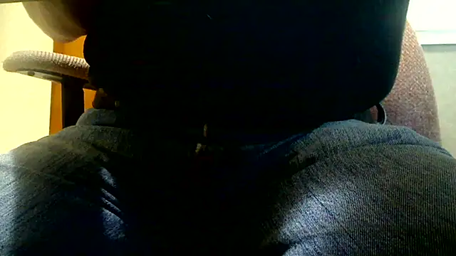 Snapshot of markluvskitty chatting on October 2025 12:46:02 PM markluvskitty online show from October 2025 12:46:02 PM