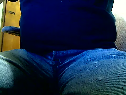 Snapshot of markluvskitty chatting on December 2025 01:04:02 PM markluvskitty online show from December 2025 01:04:02 PM