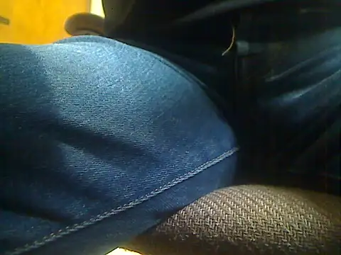 Snapshot of markluvskitty chatting on June 2026 12:42:02 PM markluvskitty online show from June 2026 12:42:02 PM