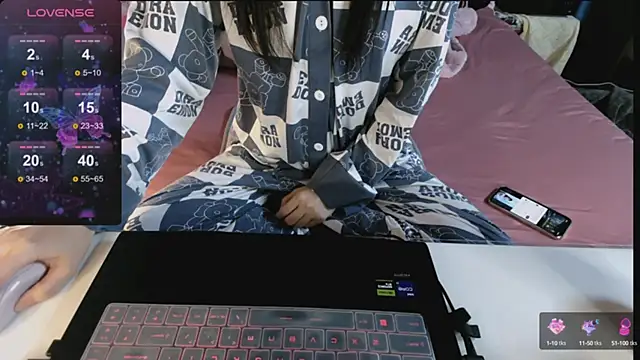 Snapshot of Lee_Mi chatting on February 2025 10:19:01 PM Lee Mi online show from February 2025 10:19:01 PM