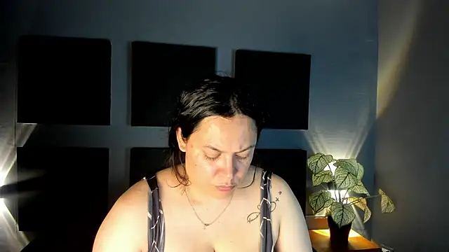 Biiancacox online show from September 2025 03:08:02 AM