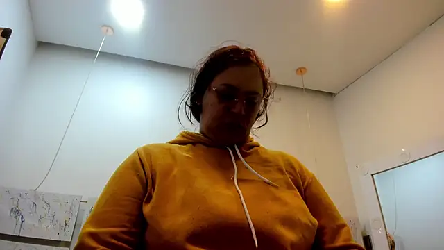 Biiancacox online show from February 2026 03:03:01 AM