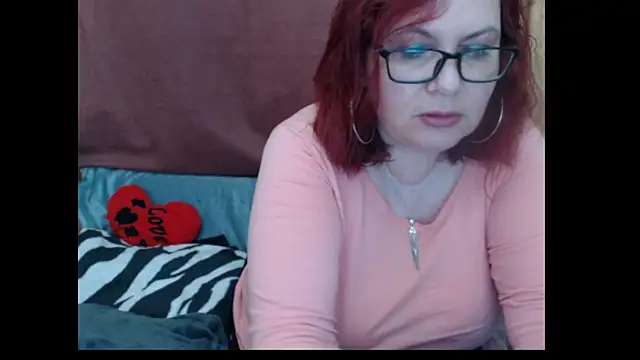 PlayfullMature online show from April 2026 10:15:01 PM