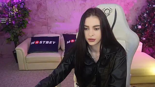 Tina Breeze online show from December 2024 06:16:02 PM