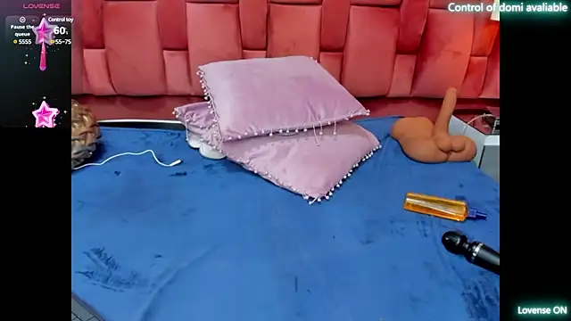 Snapshot of mariamRosse chatting on March 2025 10:48:02 PM mariamRosse online show from March 2025 10:48:02 PM