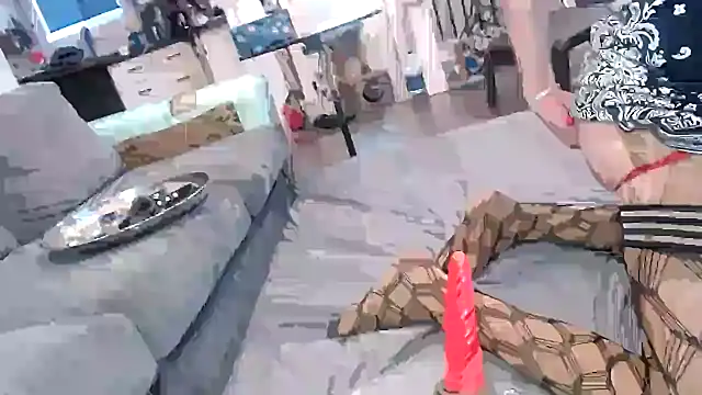 Snapshot of AssmannCD chatting on December 2025 06:23:01 PM AssmannCD online show from December 2025 06:23:01 PM