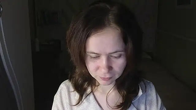 Riley Roo online show from November 2025 05:00:02 PM