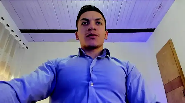 aquiles 51 online show from March 2025 10:45:02 PM