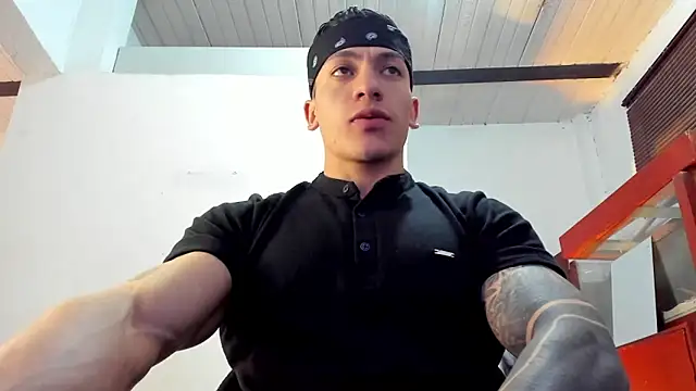 aquiles 51 online show from October 2025 07:26:02 PM