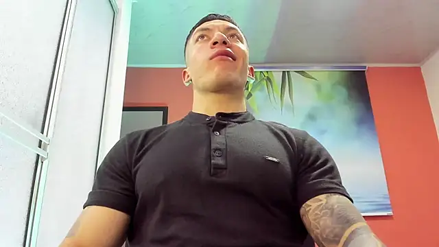 Snapshot of aquiles_51 chatting on December 2025 04:14:01 PM aquiles 51 online show from December 2025 04:14:01 PM