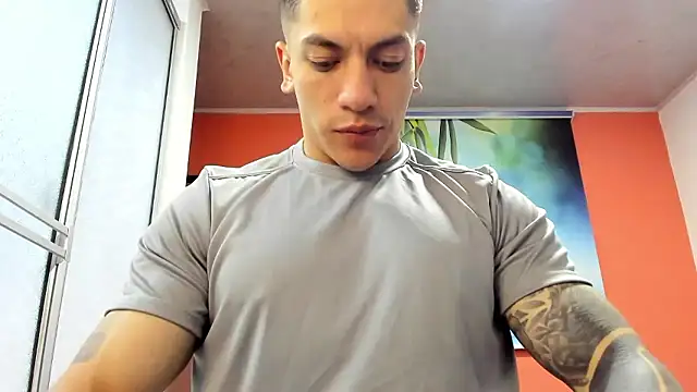 Snapshot of aquiles_51 chatting on January 2026 09:07:02 PM aquiles 51 online show from January 2026 09:07:02 PM