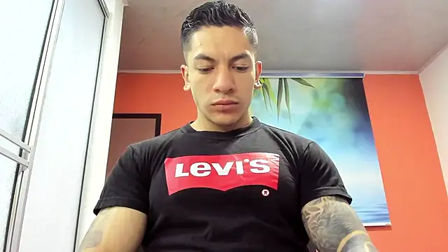 Snapshot of aquiles_51 chatting on January 2026 12:31:02 PM aquiles 51 online show from January 2026 12:31:02 PM