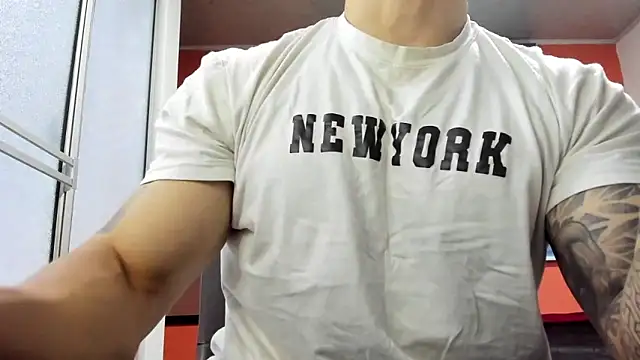 Snapshot of aquiles_51 chatting on February 2026 01:06:02 PM aquiles 51 online show from February 2026 01:06:02 PM