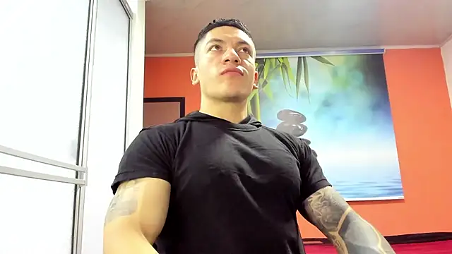 Snapshot of aquiles_51 chatting on February 2026 02:02:02 PM aquiles 51 online show from February 2026 02:02:02 PM