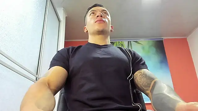 Snapshot of aquiles_51 chatting on March 2026 12:10:01 PM aquiles 51 online show from March 2026 12:10:01 PM