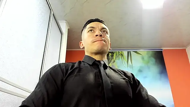 Snapshot of aquiles_51 chatting on April 2026 05:51:01 PM aquiles 51 online show from April 2026 05:51:01 PM