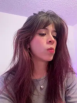 Snapshot of SuzzyyM chatting on July 2026 10:30:02 PM SuzzyyM online show from July 2026 10:30:02 PM
