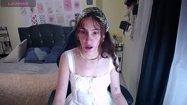 Snapshot of IsaBaileys_ chatting on March 2026 01:16:02 AM IsaBaileys online show from March 2026 01:16:02 AM