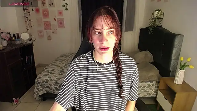 Snapshot of IsaBaileys_ chatting on July 2026 11:36:01 PM IsaBaileys online show from July 2026 11:36:01 PM