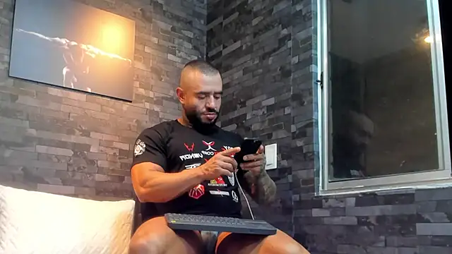 BruceDallas online show from November 2025 12:43:02 AM