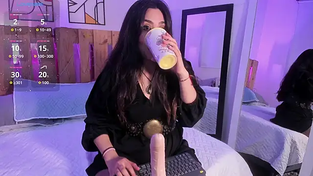 Snapshot of emily_amaya chatting on March 2026 08:13:02 PM emily amaya online show from March 2026 08:13:02 PM