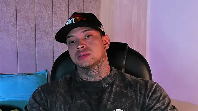 Snapshot of Stiven_collins chatting on March 2026 08:07:01 AM Stiven collins online show from March 2026 08:07:01 AM