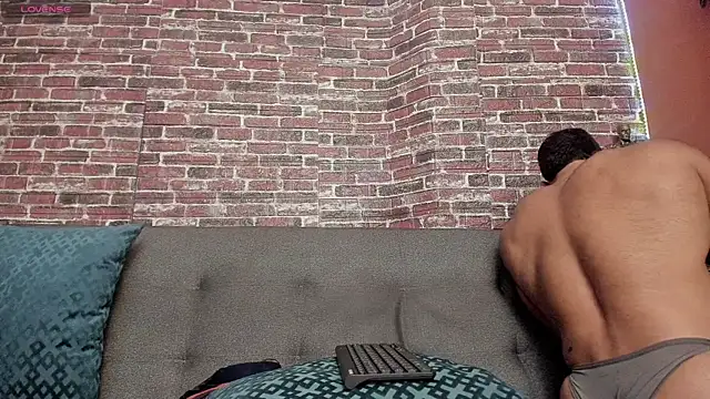 curt xxx online show from December 2024 01:48:01 AM