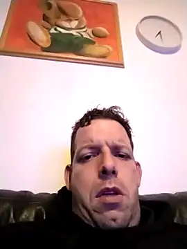 Knuffelstaaf123 online show from January 2025 01:45:02 AM