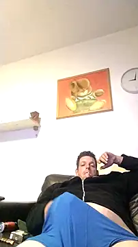 Knuffelstaaf123 online show from October 2025 08:41:01 PM