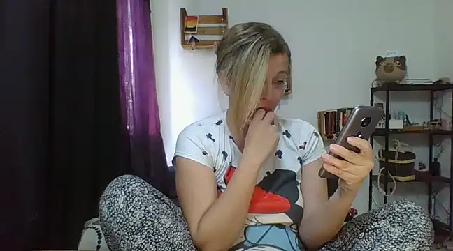 charlott ponce online show from January 2025 06:03:01 PM