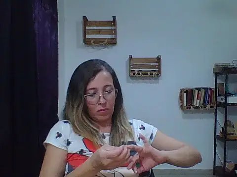 charlott ponce online show from November 2025 11:59:02 PM