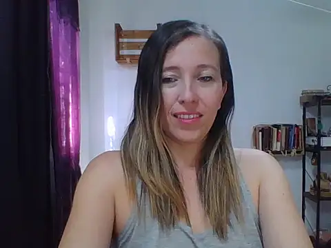 charlott ponce online show from December 2025 06:24:02 PM