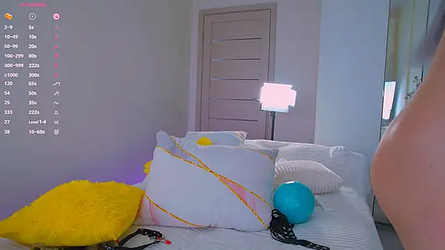 Snapshot of Nika_Bloom chatting on April 2026 10:20:02 AM Nika Bloom online show from April 2026 10:20:02 AM