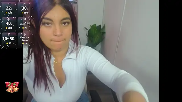 Snapshot of Gennesis_tay chatting on December 2024 07:34:01 PM Gennesis tay online show from December 2024 07:34:01 PM