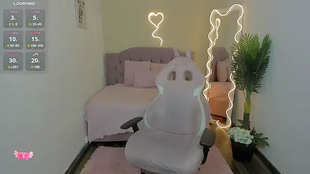 Snapshot of Gennesis_tay chatting on January 2025 06:23:01 PM Gennesis tay online show from January 2025 06:23:01 PM