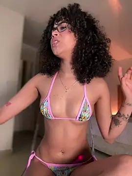 Lianh Benett online show from January 2025 01:39:01 AM