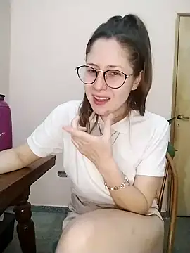 lucecitafantasy2 online show from December 2024 11:46:02 PM