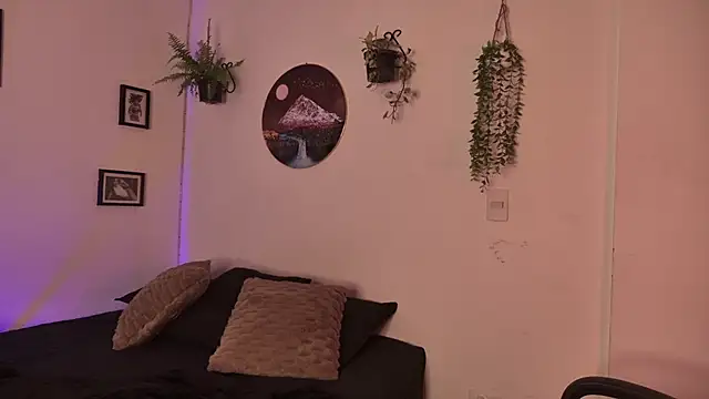 Snapshot of MegganCarter chatting on February 2026 11:08:02 PM MegganCarter online show from February 2026 11:08:02 PM