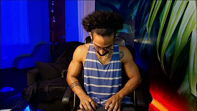 Romeocolin online show from February 2026 09:24:01 PM