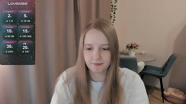 Snapshot of Alyaley chatting on April 2026 07:09:02 PM Alyaley online show from April 2026 07:09:02 PM