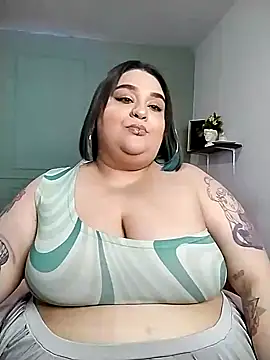 Snapshot of tiffany_laurens chatting on December 2024 08:26:02 AM tiffany laurens online show from December 2024 08:26:02 AM