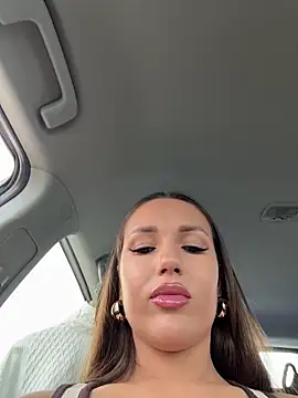 Snapshot of Syka0001 chatting on March 2026 11:38:02 AM Syka0001 online show from March 2026 11:38:02 AM