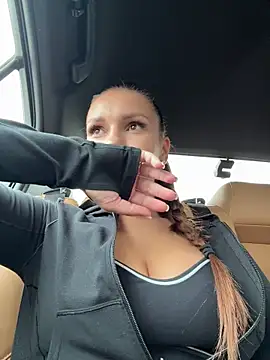 Snapshot of Syka0001 chatting on March 2026 10:54:02 AM Syka0001 online show from March 2026 10:54:02 AM