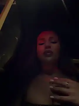 Snapshot of Syka0001 chatting on April 2026 08:31:02 PM Syka0001 online show from April 2026 08:31:02 PM