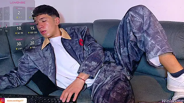 Mr daren  online show from April 2026 06:08:02 PM