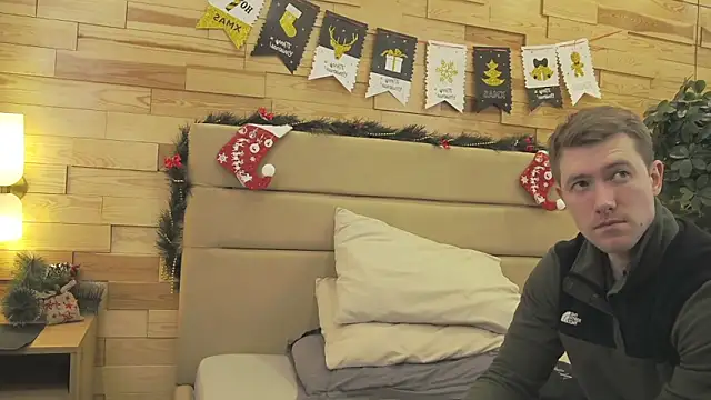 EthanPinkman online show from December 2025 03:46:01 AM