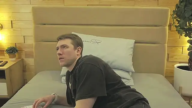 EthanPinkman online show from March 2026 04:06:02 AM